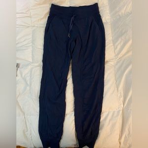 Lululemon joggers- Size 4